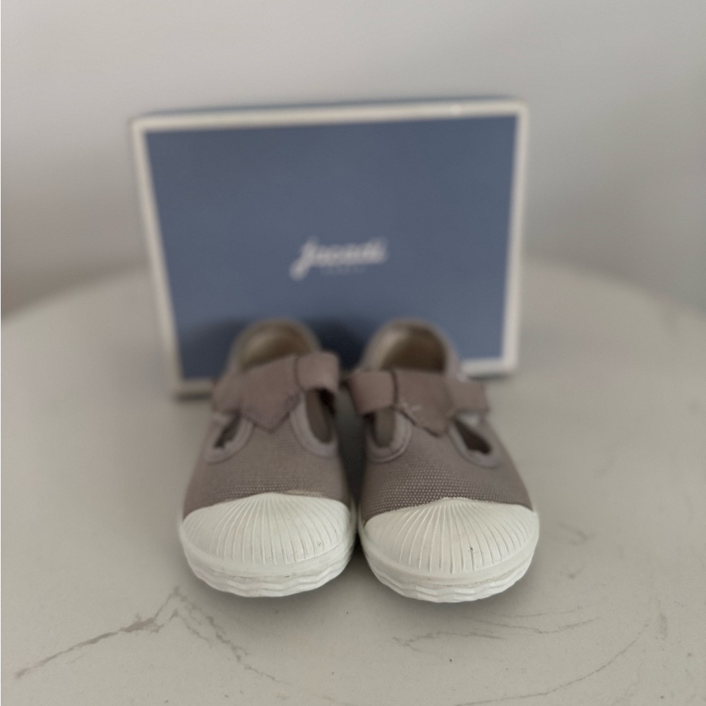 Jacadi Gray and White Baby Walker Shoes with Elastic Panels